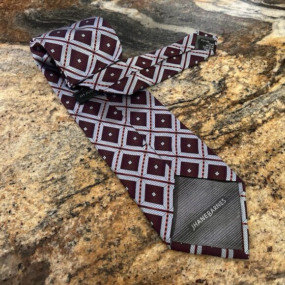 Jhane Barnes 100% Silk Necktie Tie Unique Geometric Red Gray Wide 57 x 4 - Picture 2 of 4